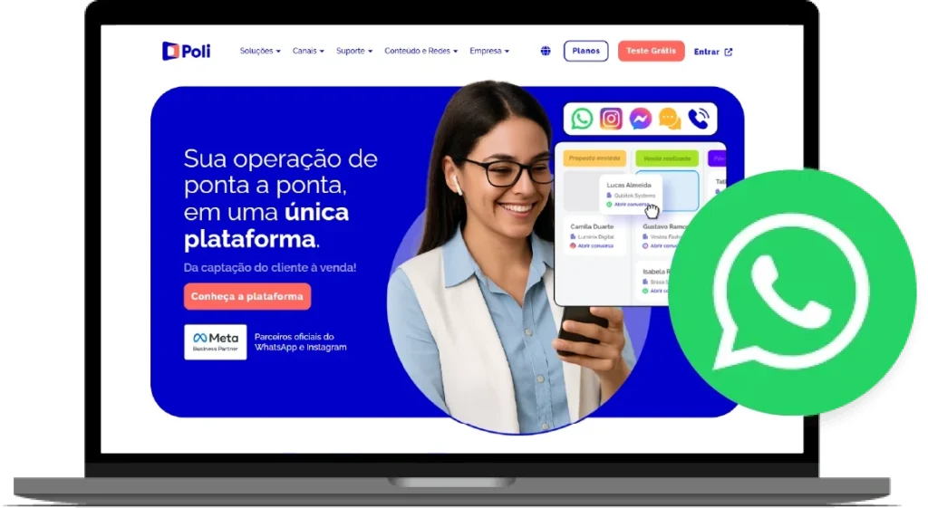 Imagem de uma mulher usando smartphone com a plataforma de comunicação da Poli, destacando integração com WhatsApp para força de vendas digital.
